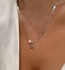 Inséparable ~ collier (unité)