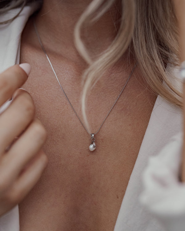 Amour propre ~ collier
