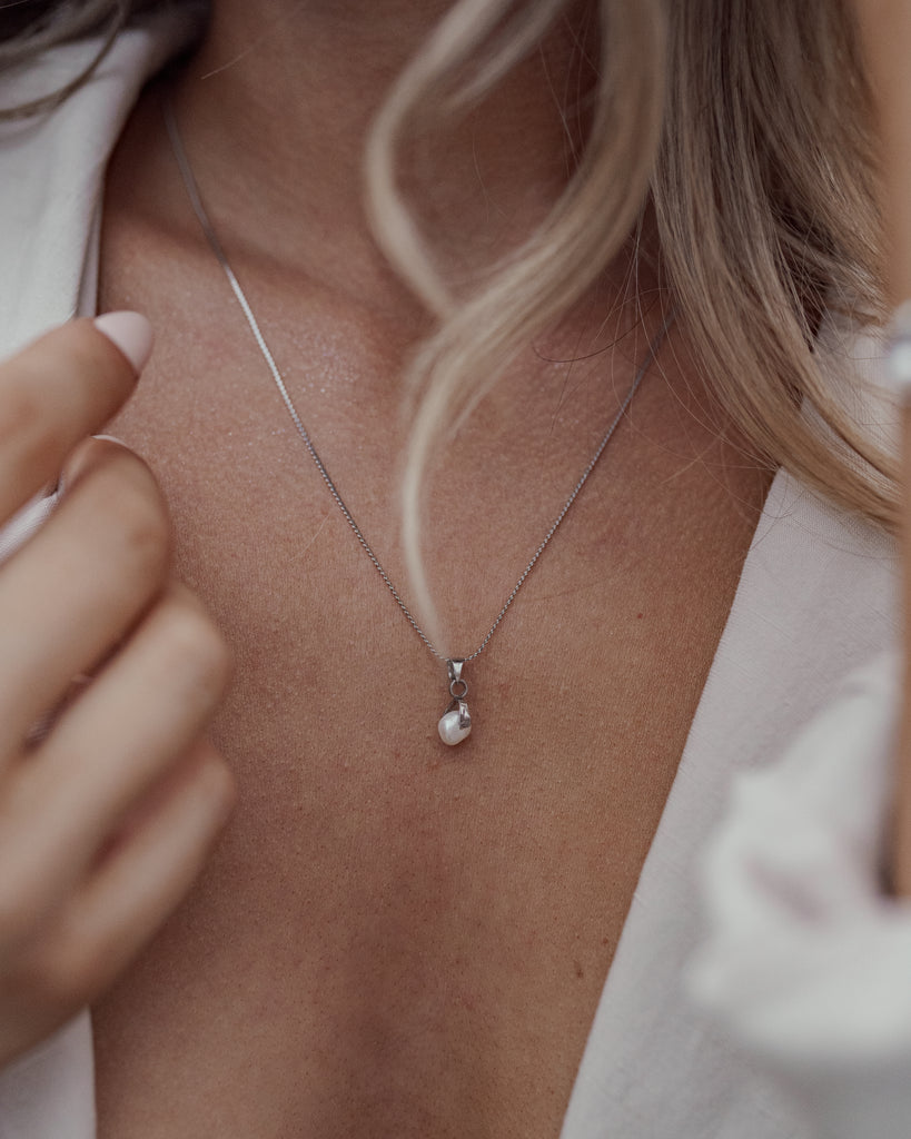 Amour propre ~ collier