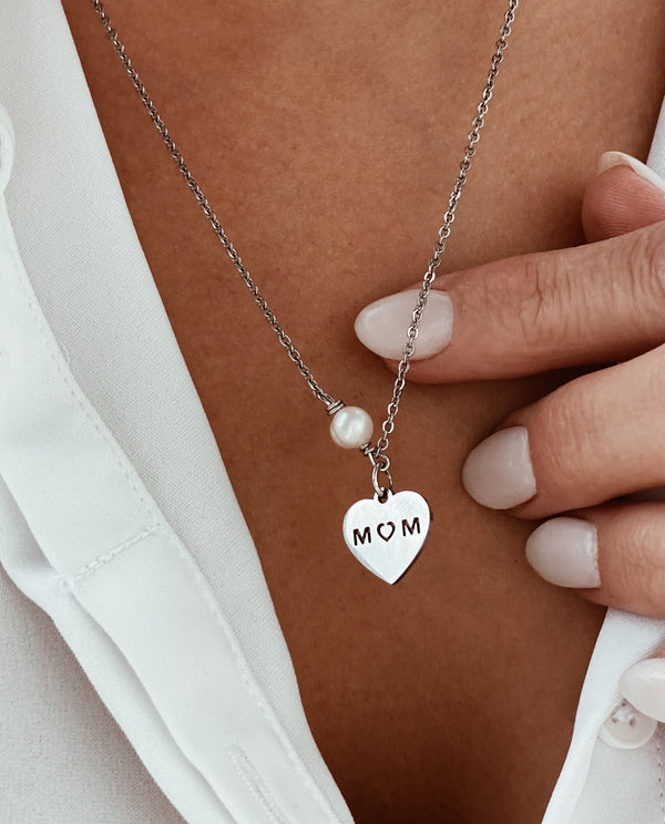 Mom ~ collier