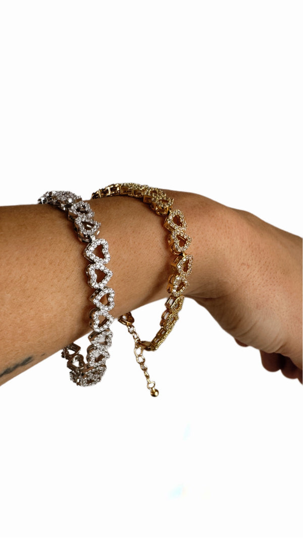 All you need is love ~ bracelet