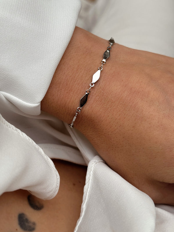 Nova ~ bracelet