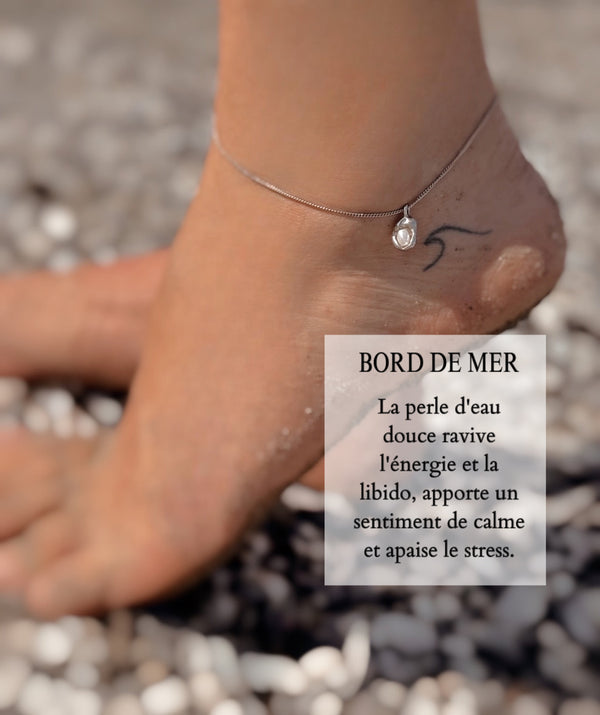 Bord de mer ~ chaîne de cheville