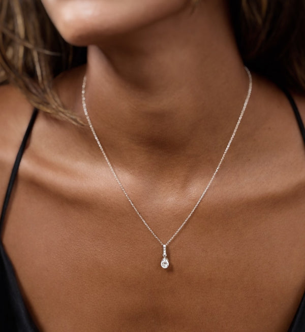 Romance ~ collier